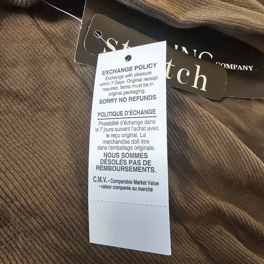 Green and Gold International INC Company Women's Ribbed Side Button Down Shirt - Picture 10 of 12